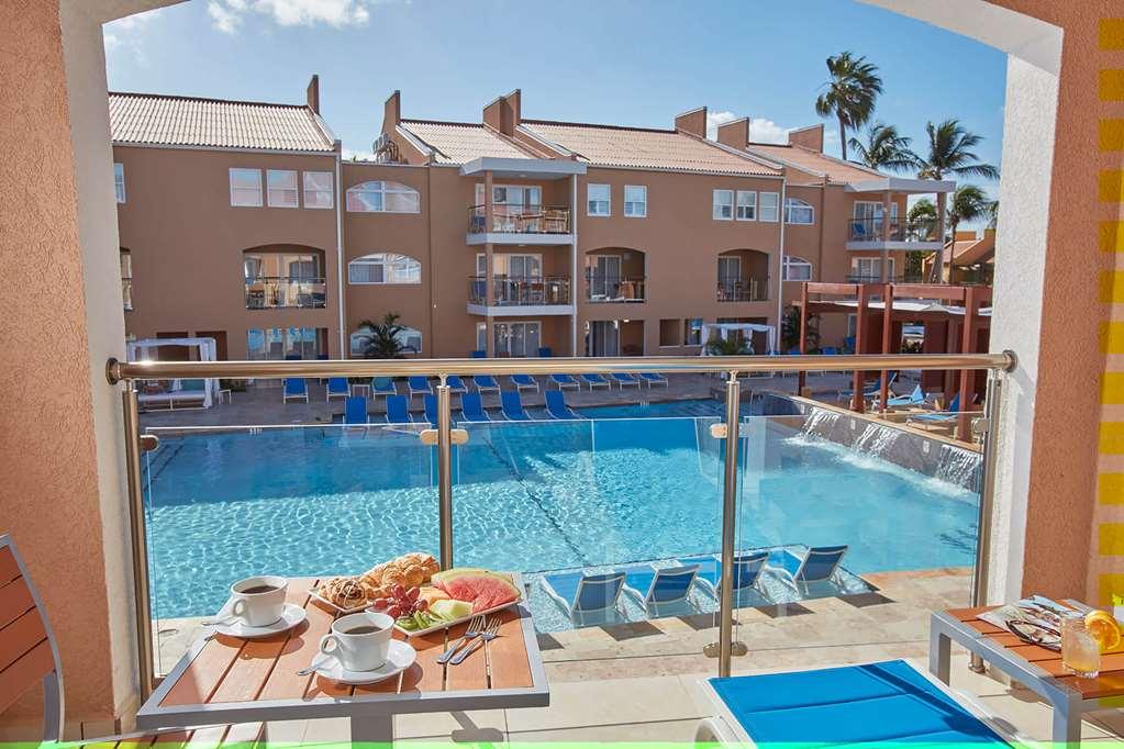 Divi Dutch Village Beach Resort Палм Бийч Екстериор снимка