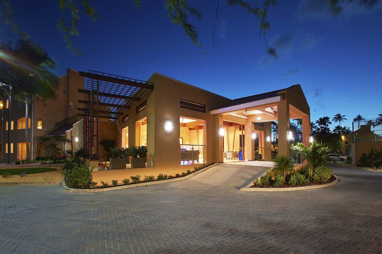 Divi Dutch Village Beach Resort Палм Бийч Екстериор снимка