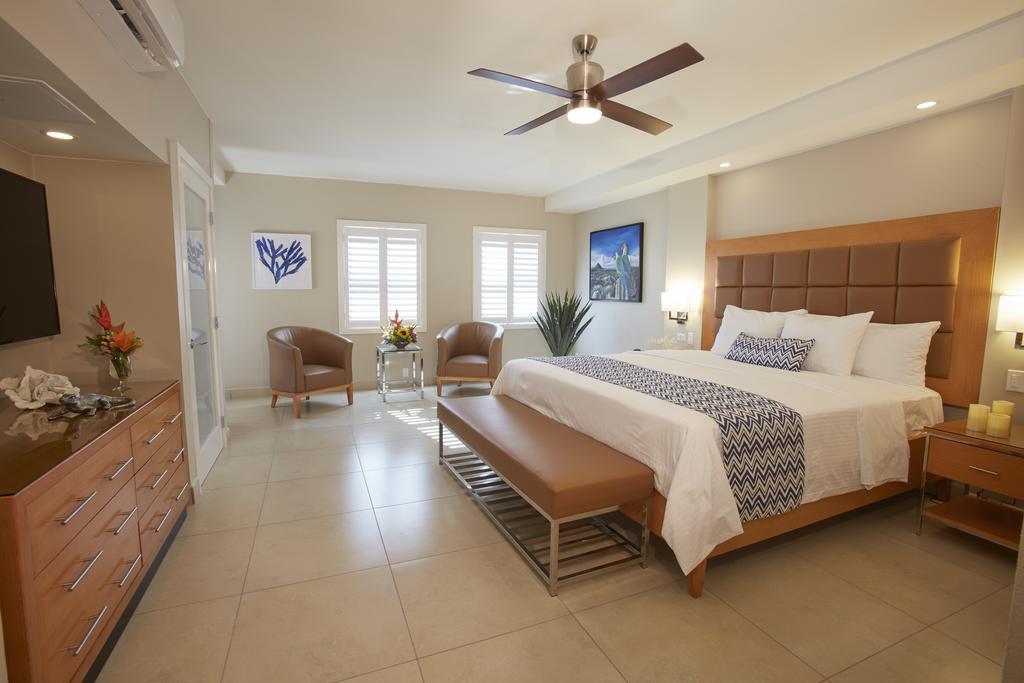Divi Dutch Village Beach Resort Палм Бийч Екстериор снимка