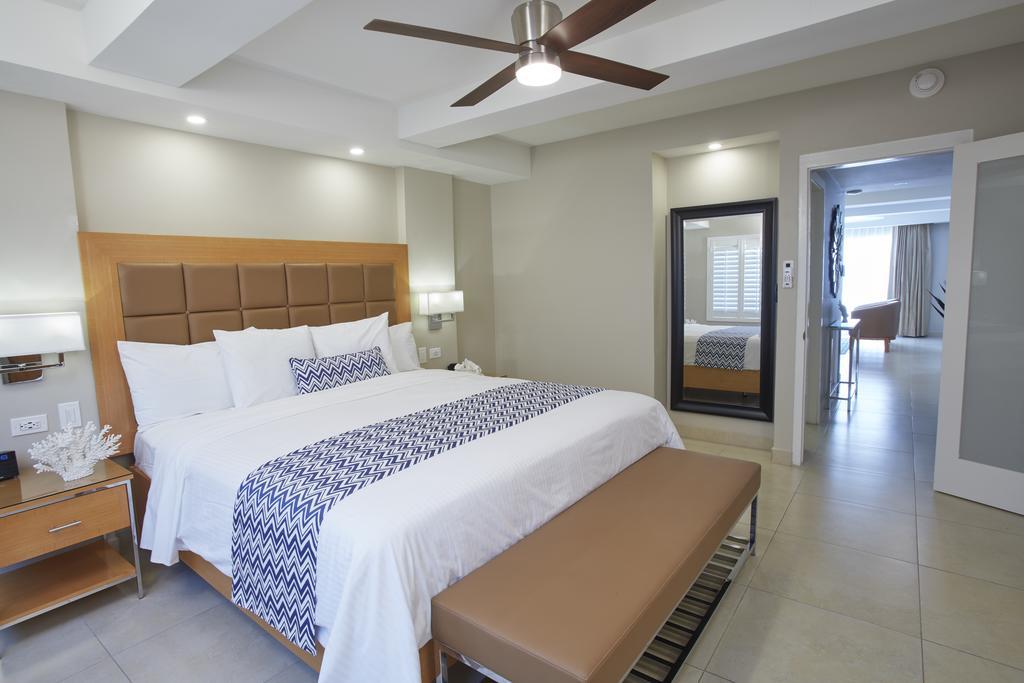 Divi Dutch Village Beach Resort Палм Бийч Екстериор снимка